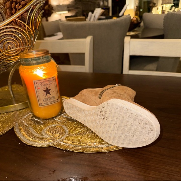 L.Paolo - Tan Suede Ankle Boots Size 8.5M - Picture 9 of 12